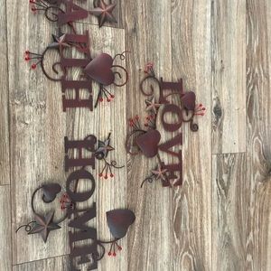 Metal rustic signs